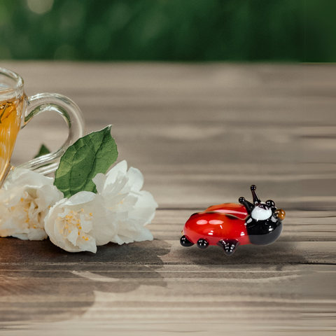 Glass ladybug mini figurine