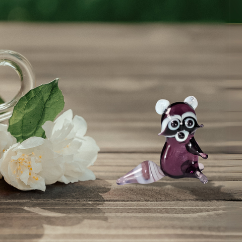 Glass raccoon mini figurine