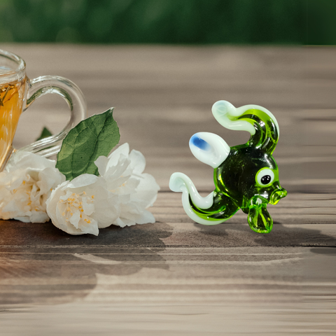 Glass fish mini figurine
