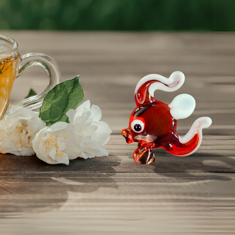Glass fish mini figurine