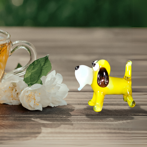 Glass dog mini figurine