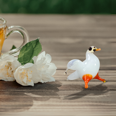 Glass dove mini figurine