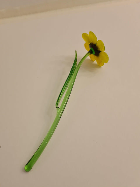 Yellow Glass Daisy - Handcrafted Short Stem Flower