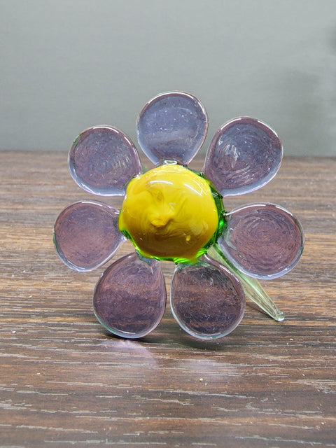 Lavender Glass Daisy - Handcrafted Long Stem Flower