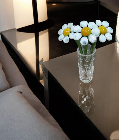 White Glass Daisy - Handcrafted Long Stem Flower