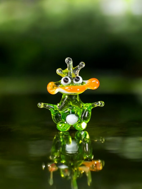 Glass Frog With Crown Figurine, Handmade Murano Quality Design - Small