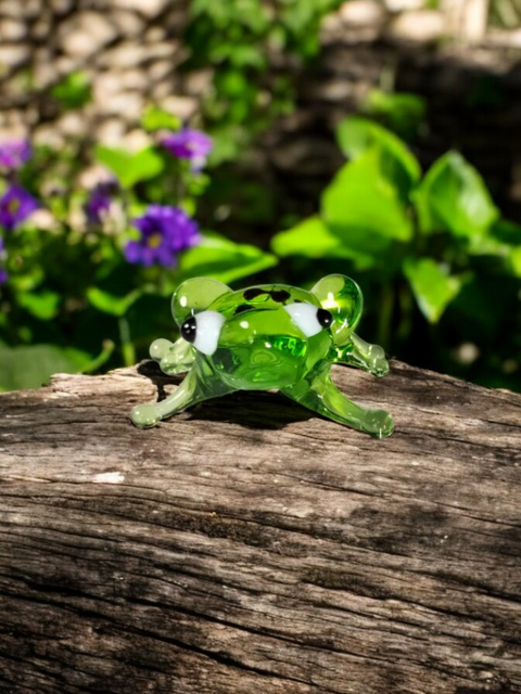 Glass Frog Figurine, Handmade Murano Quality Design - Small