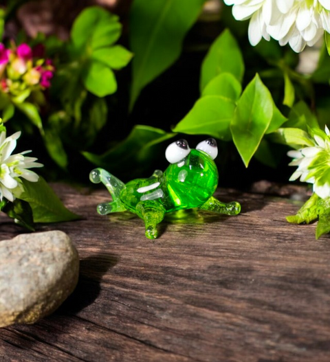 Glass Frog Figurine, Handmade Murano Quality Design - Small