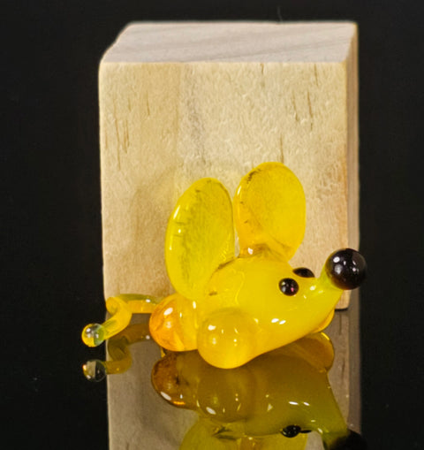 Yellow Glass Mouse Figurine, Handmade Murano Quality Design - Small